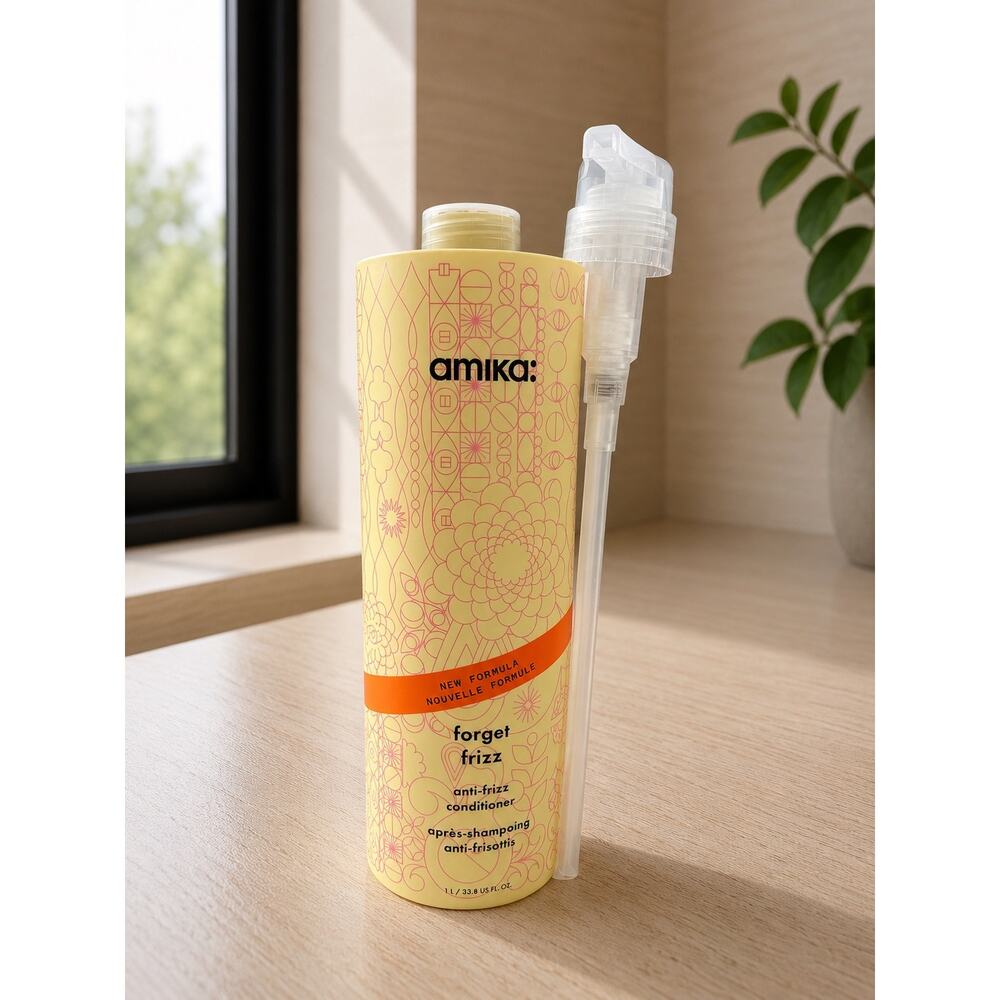 $80 New Amika Forget Frizz Anti-Frizz Conditioner 33.8 oz + Pump